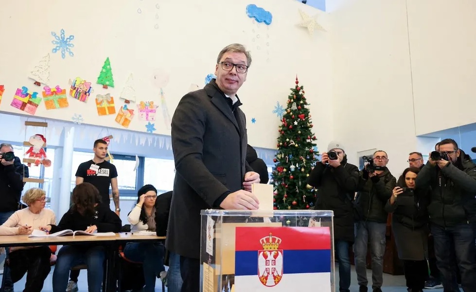 Vucic fiton zgjedhjet, opozita serbe kerkon anulimin e zgjedhjeve ne Beograd